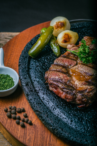 Platillo-carne-asada-con-especias